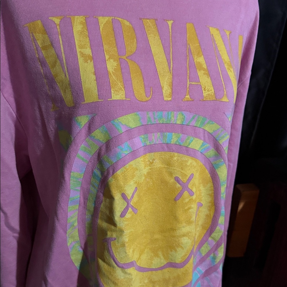 NIRVANA Pink and Yellow smiley face Graphic Sweatshirt size medium - Picture 2 of 9